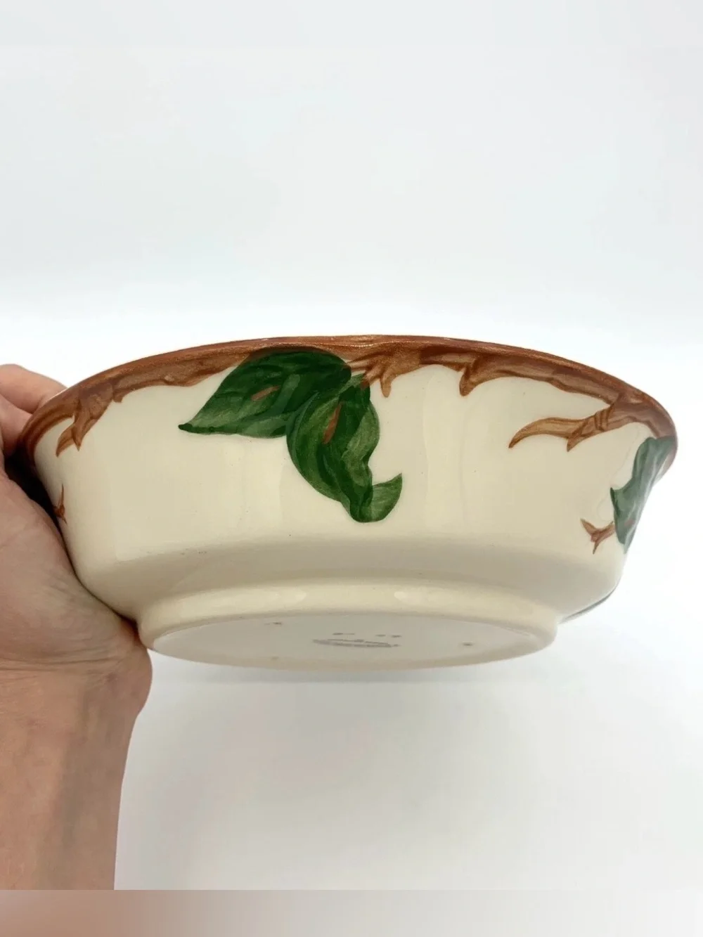 1949-53 Franciscan Apple Footed Vegetable Serving Bowl 7.5